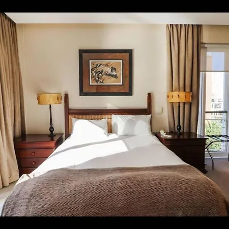Luxury Two Bedroom Apartment