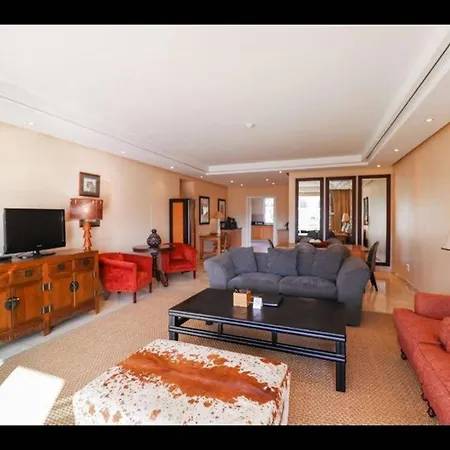 Luxury Two Bedroom *